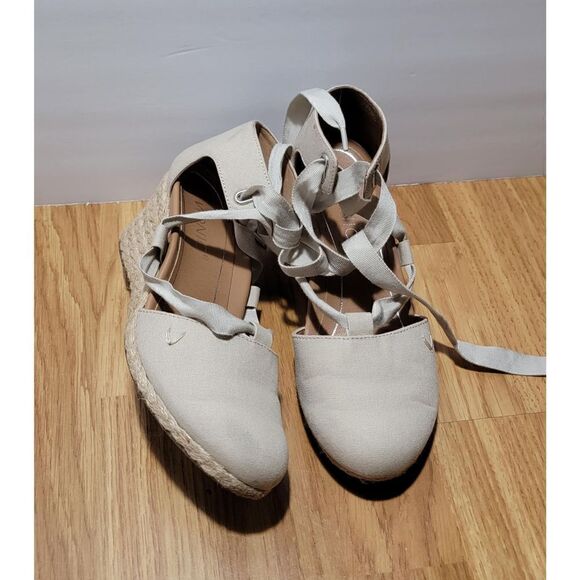 Vionic Aruba Kaitlyn Wedge 6.5 - Picture 2 of 10